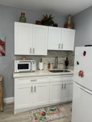 Redone Private With Community Pool Holiday home